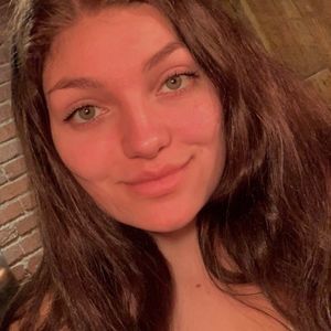 Meet your Posher, Lacey